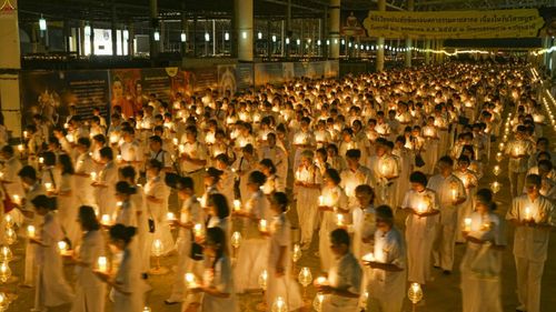 ภาพ No.23830:ประมวลภาพวันวิสาขบูชา 2559 ณ วัดพระธรรมกาย จ.ปทุมธานี