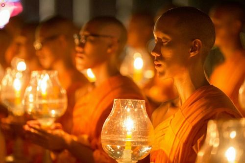 ภาพ No.23828:ประมวลภาพวันวิสาขบูชา 2559 ณ วัดพระธรรมกาย จ.ปทุมธานี