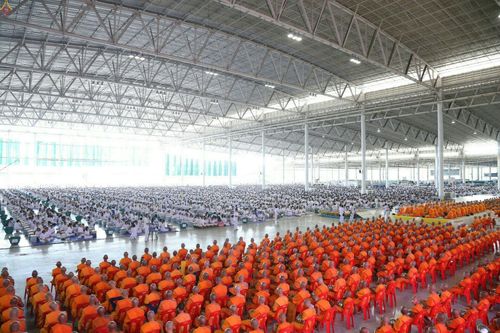 ภาพ No.23845:ประมวลภาพวันวิสาขบูชา 2559 ณ วัดพระธรรมกาย จ.ปทุมธานี