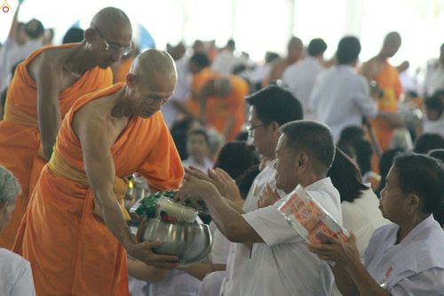 ภาพ No.23856:ประมวลภาพวันวิสาขบูชา 2559 ณ วัดพระธรรมกาย จ.ปทุมธานี