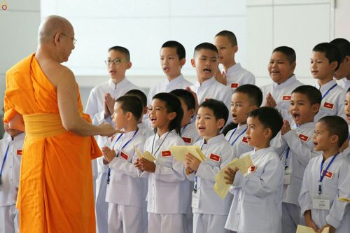 ภาพ No.23871:ประมวลภาพวันวิสาขบูชา 2559 ณ วัดพระธรรมกาย จ.ปทุมธานี