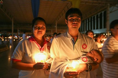 ภาพ No.23908:ประมวลภาพวันวิสาขบูชา 2559 ณ วัดพระธรรมกาย จ.ปทุมธานี