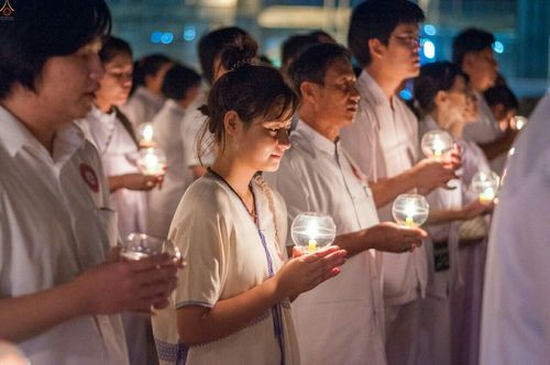 ภาพ No.23925:ประมวลภาพวันวิสาขบูชา 2559 ณ วัดพระธรรมกาย จ.ปทุมธานี