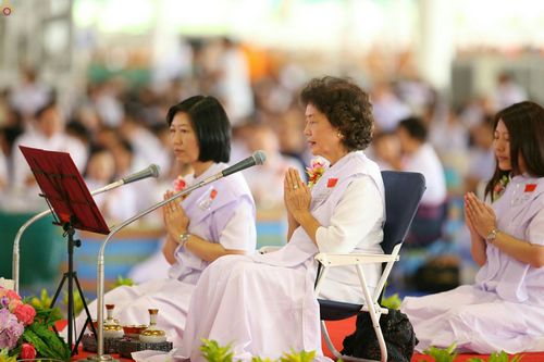 ภาพ No.23928:ประมวลภาพวันวิสาขบูชา 2559 ณ วัดพระธรรมกาย จ.ปทุมธานี