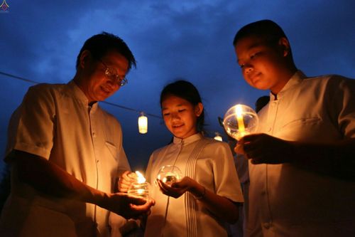 ภาพ No.23935:ประมวลภาพวันวิสาขบูชา 2559 ณ วัดพระธรรมกาย จ.ปทุมธานี
