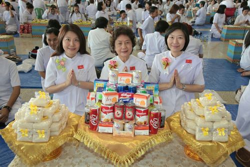 ภาพ No.23950:ประมวลภาพวันวิสาขบูชา 2559 ณ วัดพระธรรมกาย จ.ปทุมธานี