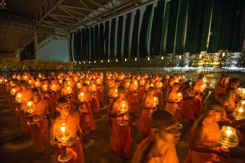 ภาพ No.23949:ประมวลภาพวันวิสาขบูชา 2559 ณ วัดพระธรรมกาย จ.ปทุมธานี