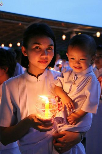 ภาพ No.23952:ประมวลภาพวันวิสาขบูชา 2559 ณ วัดพระธรรมกาย จ.ปทุมธานี