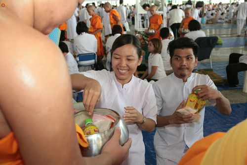 ภาพ No.23954:ประมวลภาพวันวิสาขบูชา 2559 ณ วัดพระธรรมกาย จ.ปทุมธานี