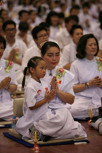 ภาพ No.23965:ประมวลภาพวันวิสาขบูชา 2559 ณ วัดพระธรรมกาย จ.ปทุมธานี