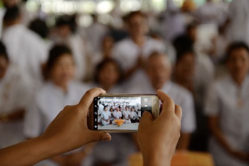 ภาพ No.37892:พิธีขอขมารับบาตรและผ้าไตร