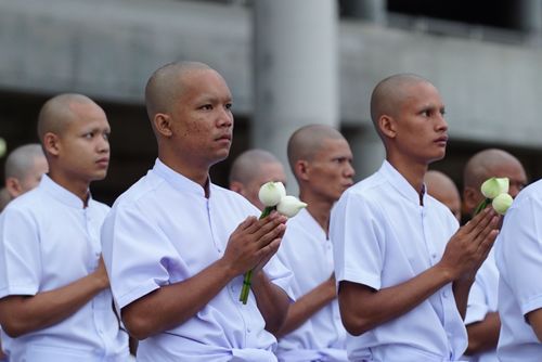 ภาพ No.37947:พิธีเวียนประทักษิณและวันทามหาธรรมกายเจดีย์
