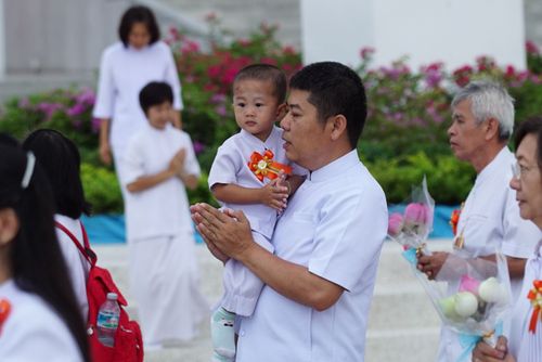 ภาพ No.37952:พิธีเวียนประทักษิณและวันทามหาธรรมกายเจดีย์