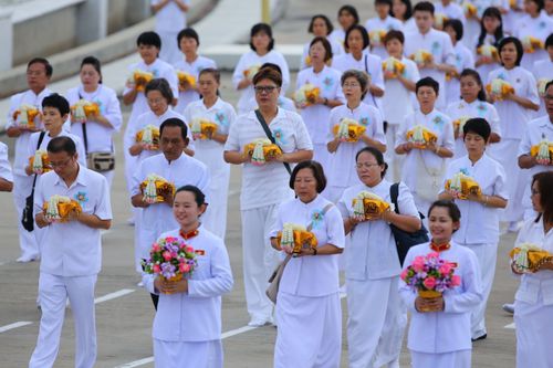 ภาพ No.37923:พิธีเวียนประทักษิณและวันทามหาธรรมกายเจดีย์