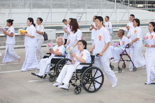 ภาพ No.37898:พิธีเวียนประทักษิณและวันทามหาธรรมกายเจดีย์