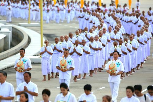 ภาพ No.24457:พิธีบรรพชาอุปสมบทหมู่ธรรมทายาท รุ่นเข้าพรรษา ปี 2559