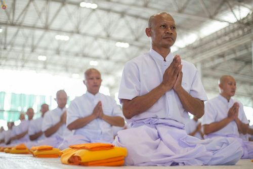 ภาพ No.24491:พิธีบรรพชาอุปสมบทหมู่ธรรมทายาท รุ่นเข้าพรรษา ปี 2559