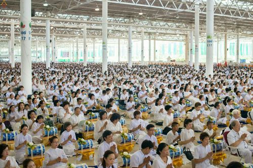 ภาพ No.24515:วันอาสาฬหบูชา ประจำปี 2559 ณ วัดพระธรรมกาย