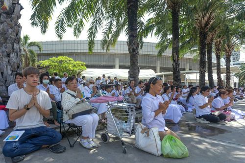 ภาพ No.24529:วันอาสาฬหบูชา ประจำปี 2559 ณ วัดพระธรรมกาย