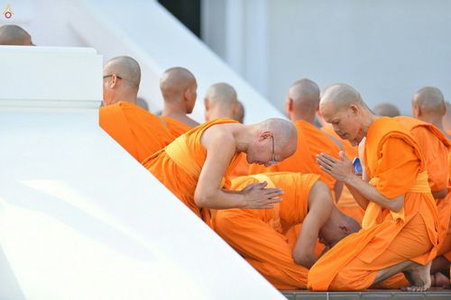 ภาพ No.24540:วันอาสาฬหบูชา ประจำปี 2559 ณ วัดพระธรรมกาย