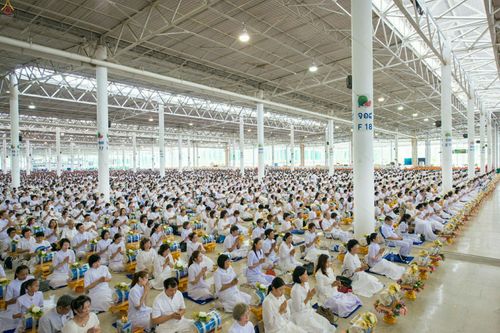 ภาพ No.24538:วันอาสาฬหบูชา ประจำปี 2559 ณ วัดพระธรรมกาย