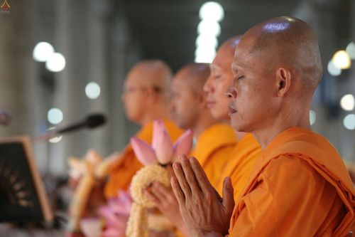ภาพ No.24612:วันอาสาฬหบูชา ประจำปี 2559 ณ วัดพระธรรมกาย