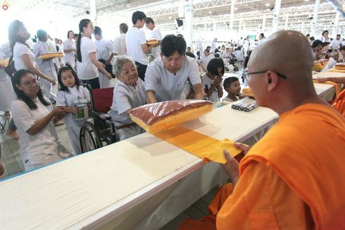 ภาพ No.24700:วันอาสาฬหบูชา ประจำปี 2559 ณ วัดพระธรรมกาย