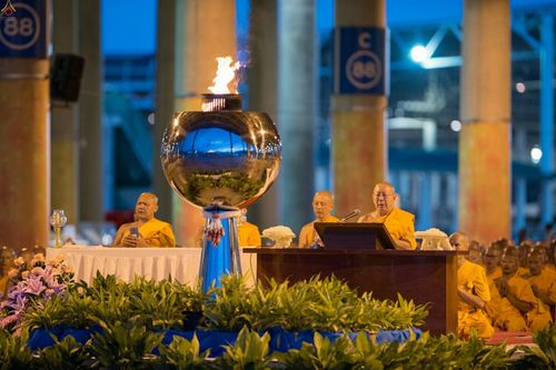 ภาพ No.24711:วันอาสาฬหบูชา ประจำปี 2559 ณ วัดพระธรรมกาย