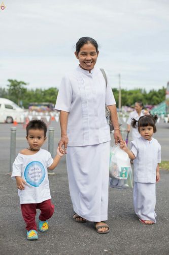 ภาพ No.24879:ประมวลภาพงานบุญวันสมาธิโลก ประจำปี 2559 ณ วัดพระธรรมกาย