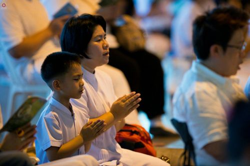 ภาพ No.24903:ประมวลภาพงานบุญวันสมาธิโลก ประจำปี 2559 ณ วัดพระธรรมกาย