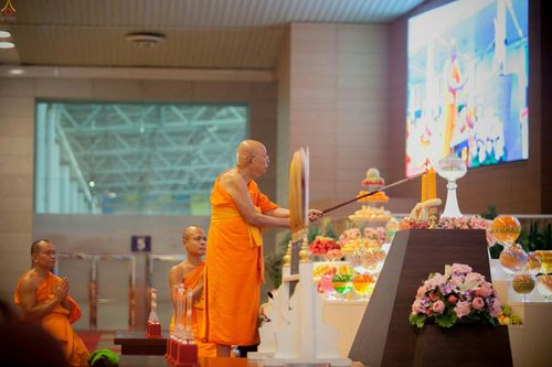 ภาพ No.24920:ประมวลภาพงานบุญวันสมาธิโลก ประจำปี 2559 ณ วัดพระธรรมกาย