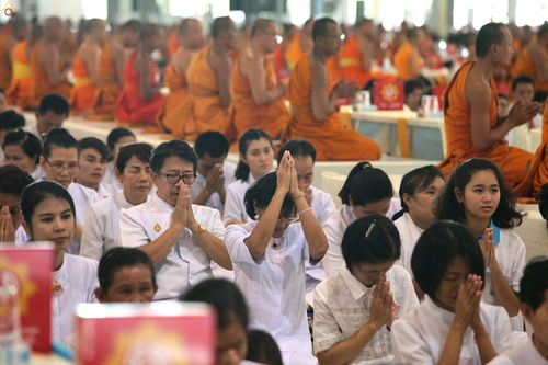 ภาพ No.24946:ประมวลภาพงานบุญวันสมาธิโลก ประจำปี 2559 ณ วัดพระธรรมกาย