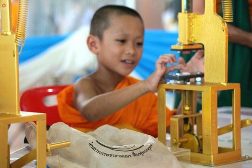 ภาพ No.24989:ประมวลภาพงานบุญวันสมาธิโลก ประจำปี 2559 ณ วัดพระธรรมกาย