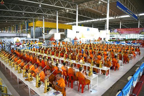 ภาพ No.24990:ประมวลภาพงานบุญวันสมาธิโลก ประจำปี 2559 ณ วัดพระธรรมกาย