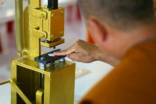 ภาพ No.25009:ประมวลภาพงานบุญวันสมาธิโลก ประจำปี 2559 ณ วัดพระธรรมกาย