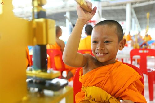 ภาพ No.25023:ประมวลภาพงานบุญวันสมาธิโลก ประจำปี 2559 ณ วัดพระธรรมกาย