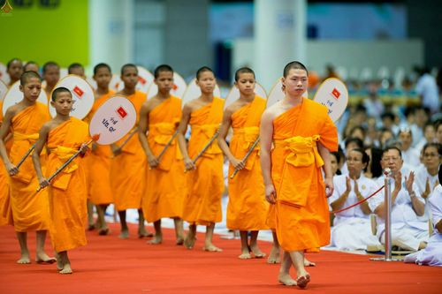 ภาพ No.25032:ประมวลภาพงานบุญวันสมาธิโลก ประจำปี 2559 ณ วัดพระธรรมกาย