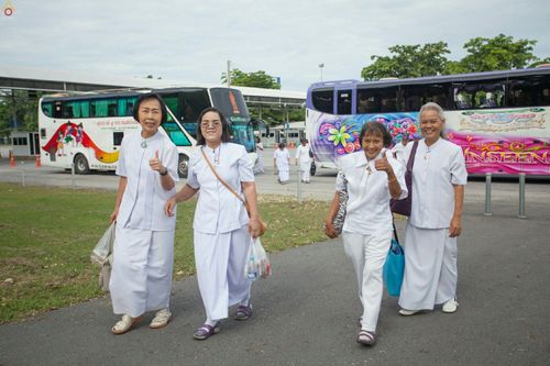 ภาพ No.25060:ประมวลภาพงานบุญวันสมาธิโลก ประจำปี 2559 ณ วัดพระธรรมกาย