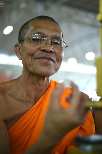 ภาพ No.25063:ประมวลภาพงานบุญวันสมาธิโลก ประจำปี 2559 ณ วัดพระธรรมกาย