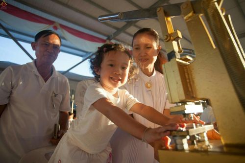 ภาพ No.25069:ประมวลภาพงานบุญวันสมาธิโลก ประจำปี 2559 ณ วัดพระธรรมกาย