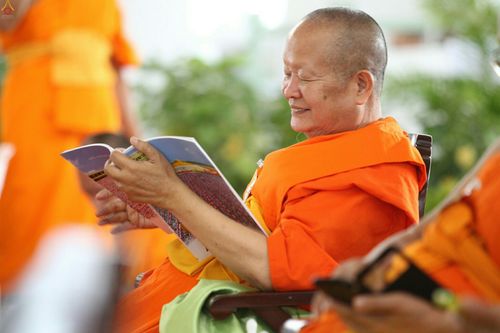ภาพ No.25085:ประมวลภาพงานบุญวันสมาธิโลก ประจำปี 2559 ณ วัดพระธรรมกาย