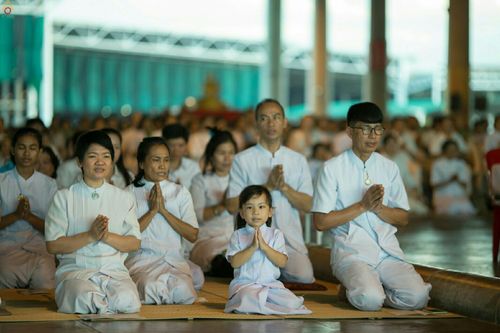 ภาพ No.25112:ประมวลภาพงานบุญวันสมาธิโลก ประจำปี 2559 ณ วัดพระธรรมกาย