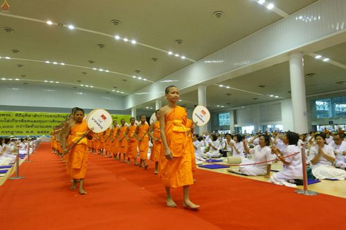 ภาพ No.25120:ประมวลภาพงานบุญวันสมาธิโลก ประจำปี 2559 ณ วัดพระธรรมกาย