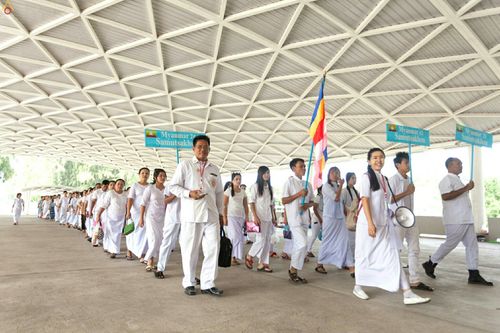 ภาพ No.25139:ประมวลภาพงานบุญวันสมาธิโลก ประจำปี 2559 ณ วัดพระธรรมกาย