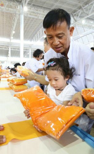 ภาพ No.25223:ประมวลภาพงานบุญวันธรรมชัย 27 สิงหาคม พ.ศ. 2559