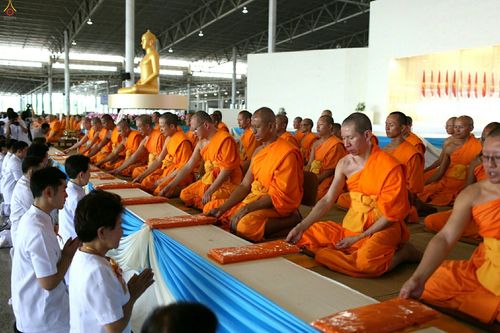 ภาพ No.25225:ประมวลภาพงานบุญวันธรรมชัย 27 สิงหาคม พ.ศ. 2559