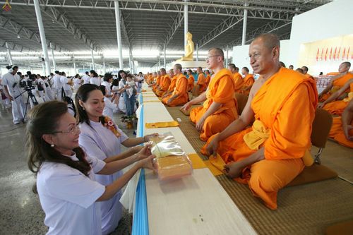 ภาพ No.25247:ประมวลภาพงานบุญวันธรรมชัย 27 สิงหาคม พ.ศ. 2559