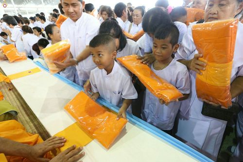 ภาพ No.25319:ประมวลภาพงานบุญวันธรรมชัย 27 สิงหาคม พ.ศ. 2559