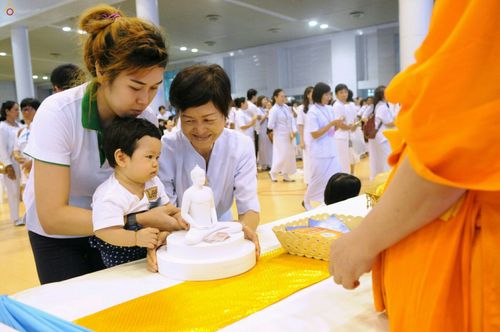 ภาพ No.25177:ประมวลภาพงานบุญวันธรรมชัย 27 สิงหาคม พ.ศ. 2559