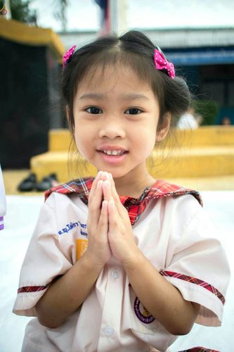 ภาพ No.25401:ประมวลภาพพิธีตักบาตรพระภิกษุ - สามเณร 309 รูป ณ อบต.คลองสาม